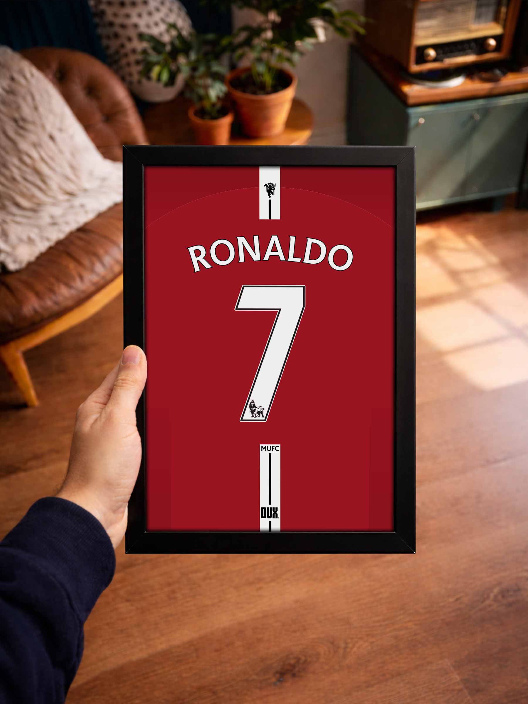 Cristiano Ronaldo 2008 - Framed Football Poster - Image 3