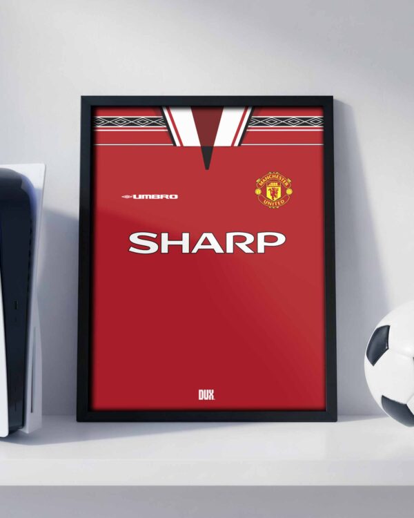 Manchester United Retro Kit - Framed Football Poster